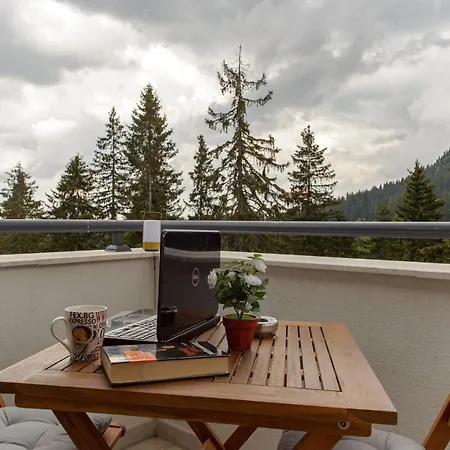 Daire Luxury 2-bedroom By Studenets Center By Flat Mаnager *