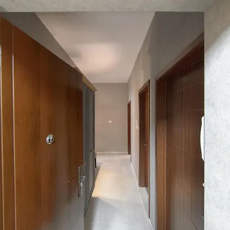 Luxury 2-bedroom By Studenets Center By Flat Mаnager Daire *